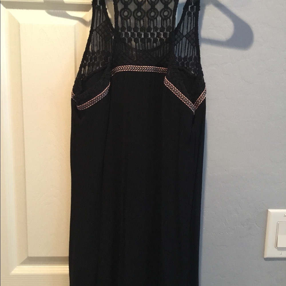 Dress - Picture 3 of 4